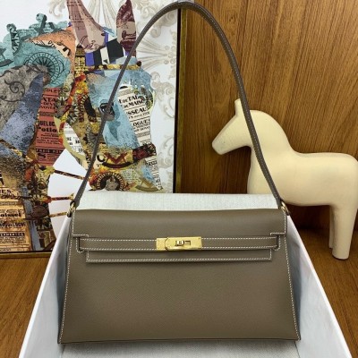 Hermes Kelly Elan Handmade Bag In Taupe Epsom Leather