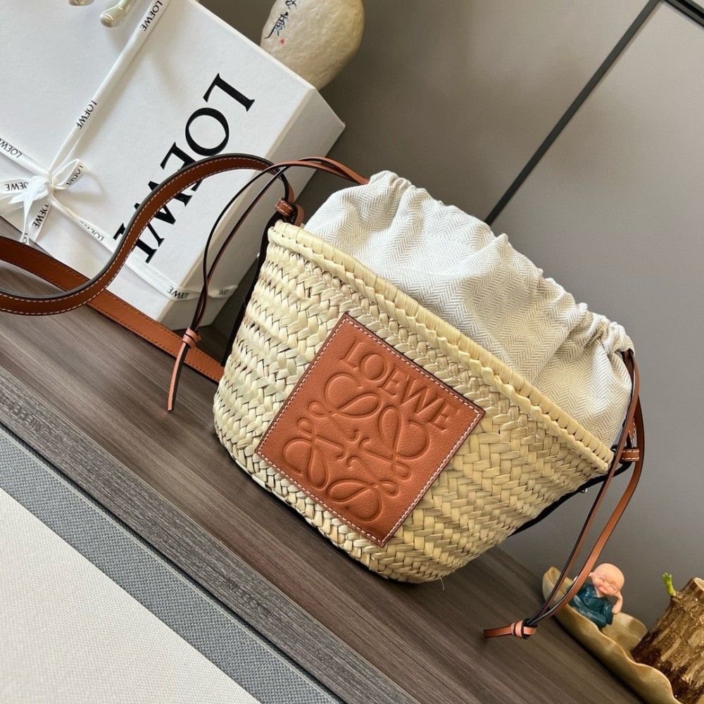 Loewe Drawstring Bucket Bag in Palm Leaf and Brown Calfskin LDBS244323