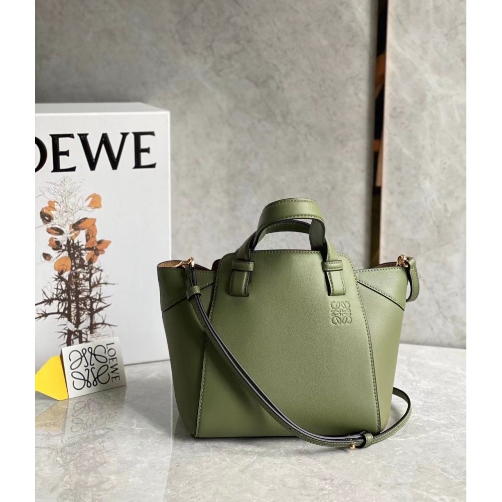 Loewe Hammock Nugget Bag In Avocado Green Calfskin LDBS244364