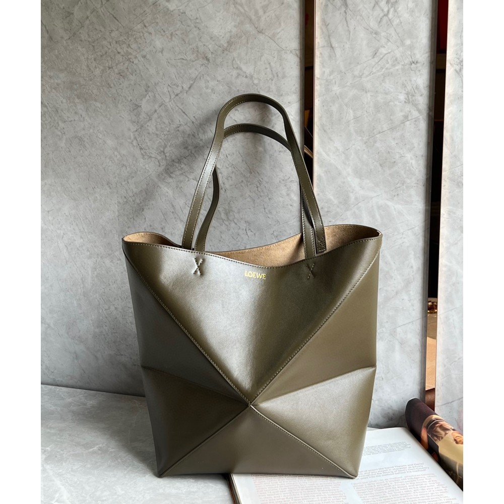 Loewe Large Puzzle Fold Tote Bag in Dark Green Calfskin LDBS244380