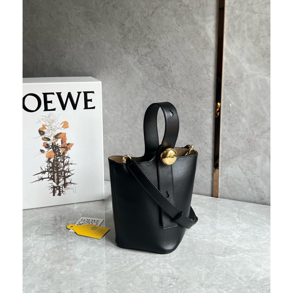 Loewe Mini Pebble Bucket Bag in Black Calfskin LDBS244457