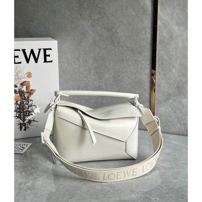 Loewe Puzzle Edge Small Bag In White Satin Calfskin LDBS244484