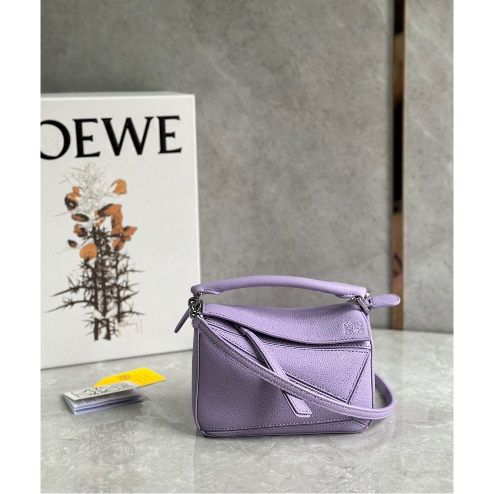 Loewe Puzzle Mini Bag In Lilas Grained Calfskin LDBS244497