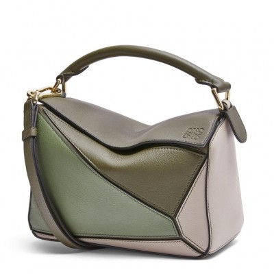 Loewe Puzzle Small Bag In Green/Oat Calfskin LDBS244512