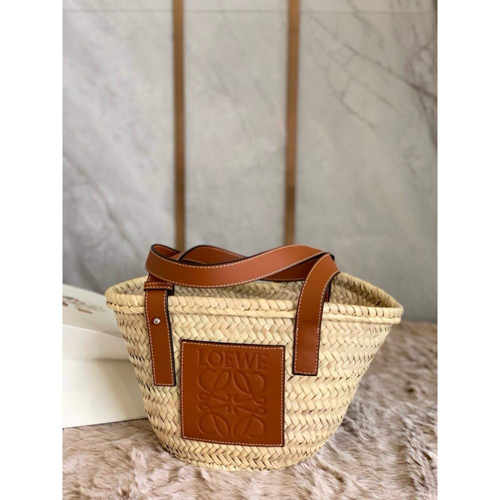 Loewe Small Basket Bag in Raffia and Brown Calfskin LDBS244542