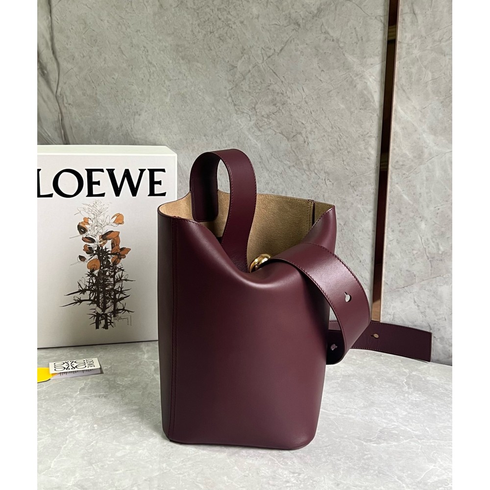 Loewe Medium Pebble Bucket Bag in Burgundy Calfskin