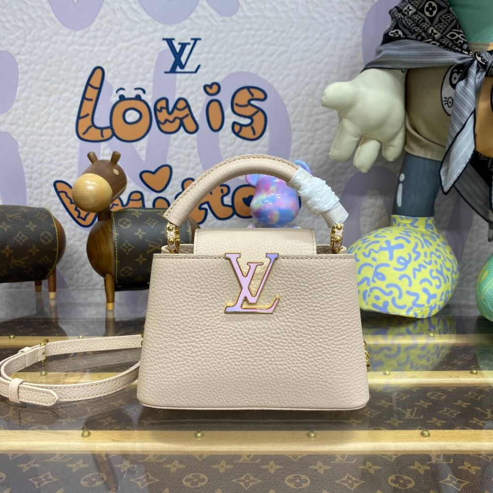 Louis Vuitton Capucines Bag Quartz White M23082 LDBS16722