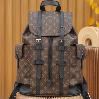 Louis Vuitton Christopher M43735