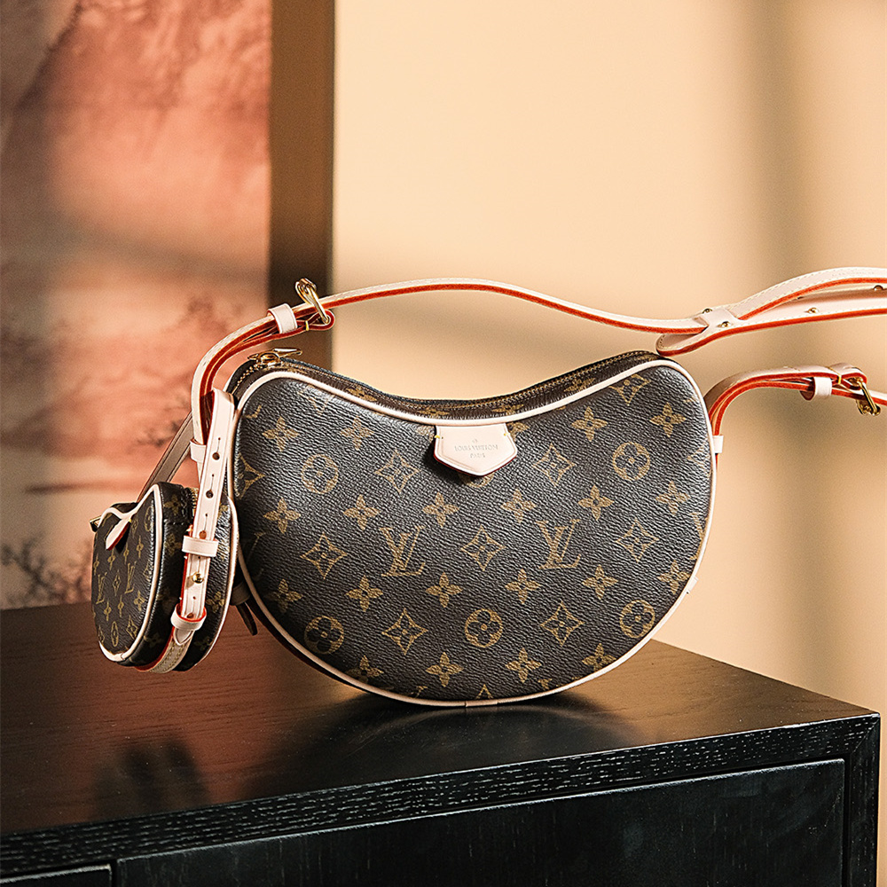 Louis Vuitton Croissant M46828