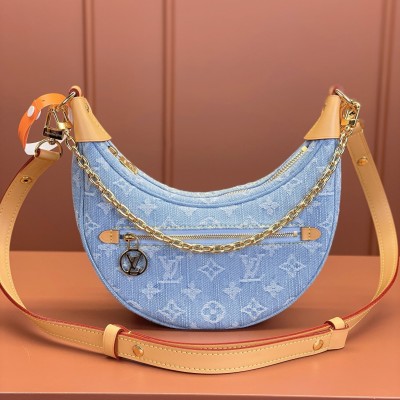 Louis Vuitton Loop M24846