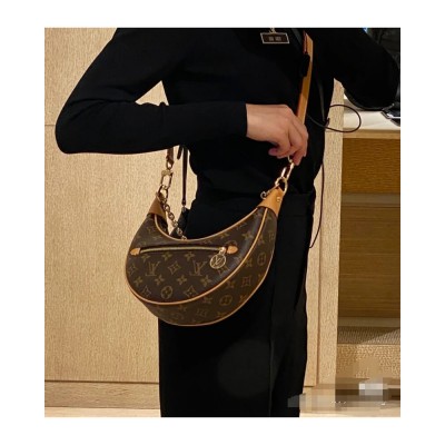 Louis Vuitton Monogram Canvas Loop Bag M81098 LDBS16935