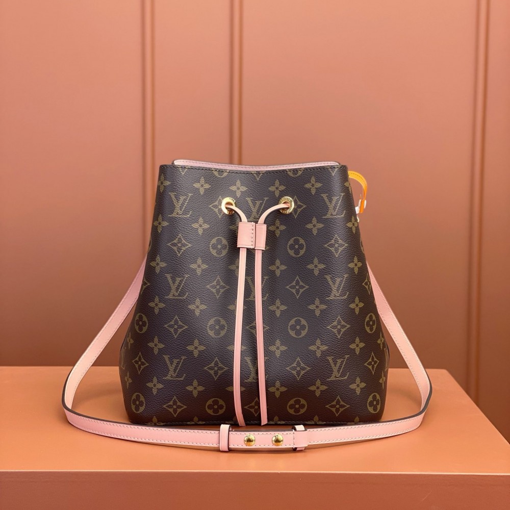 Louis Vuitton Neonoe M44022