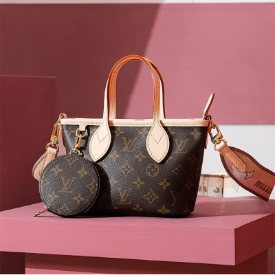 Louis Vuitton Neverfull BB M46705