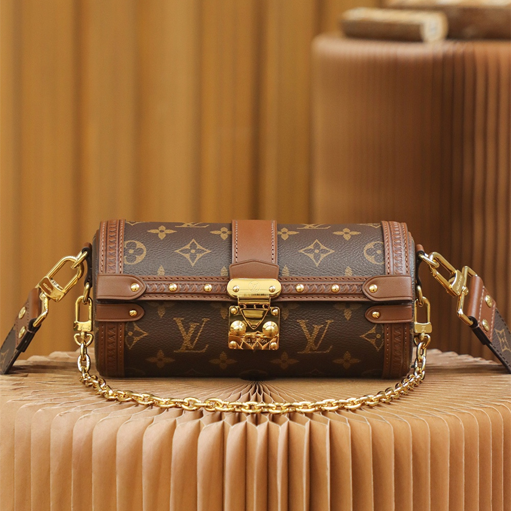 Louis Vuitton Papillon Trunk M57835