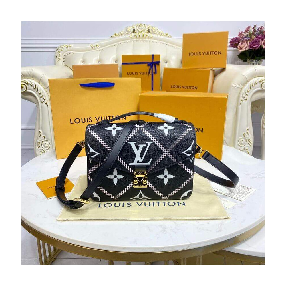 Louis Vuitton Pochette Metis Black M46028 LDBS17387