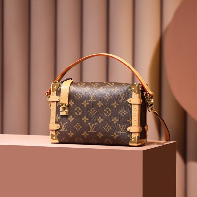 Louis Vuitton Side Trunk M46358