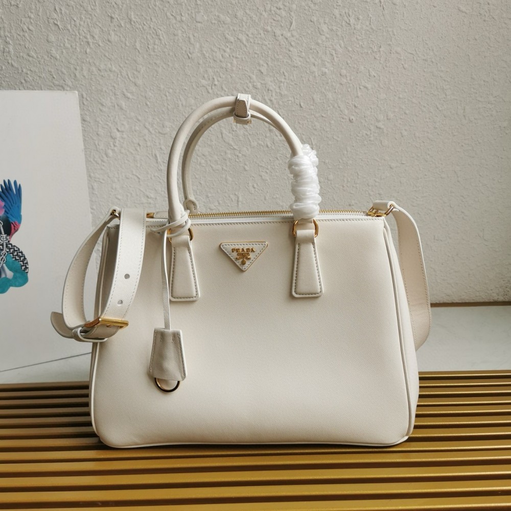 Prada Galleria Large Tote Bag in White Calfskin LDBS244733