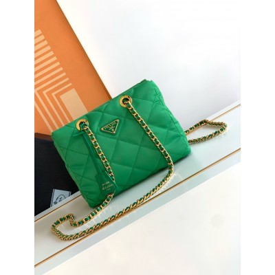 Prada Re-Edition 1995 Tote Bag in Green Re-Nylon