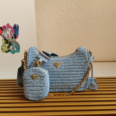 Prada Re-Edition 2005 Shoulder Bag In Blue Raffia