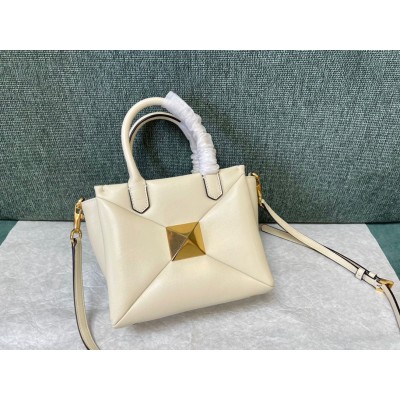 Valentino One Stud Top Handle Bag In White Nappa Leather LDBS245595