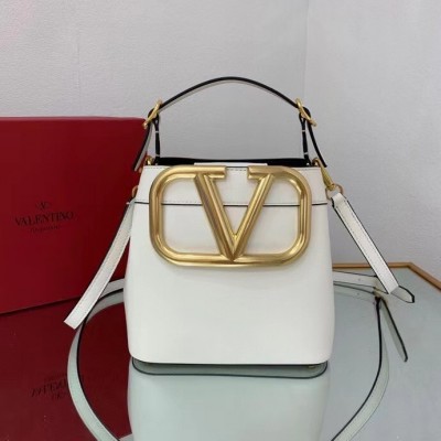 Valentino Supervee Top Handle Bag In White Calfskin LDBS245735