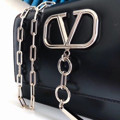 Valentino Vcase Small Chain Bag In Black Calfskin LDBS245737